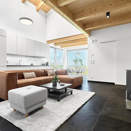 3 Bedroom House With Terrace By Mountain Ways * Loučná pod Klínovcem